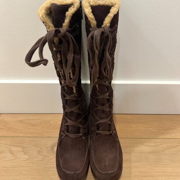 Timberland Brown Fur-Lined Boots - Picture 2 of 4